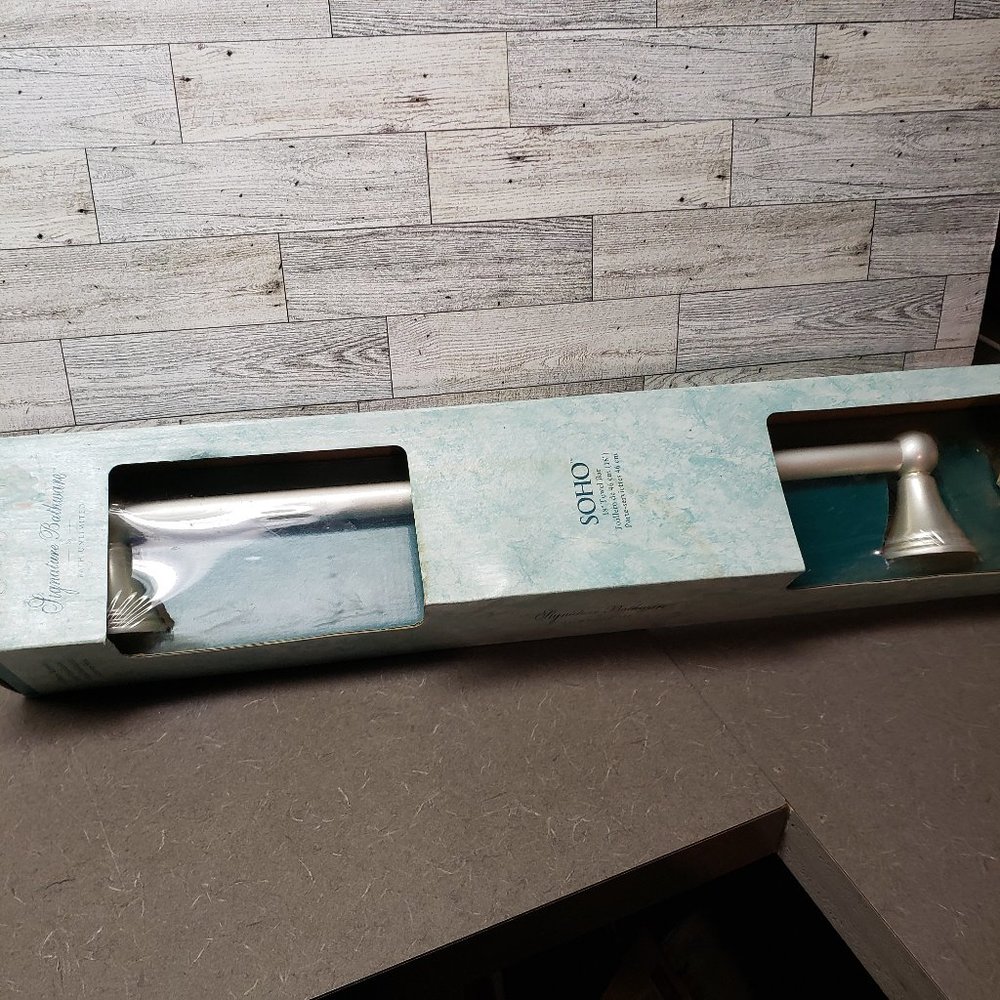 NEW 18" Pearl Nickel towel bar